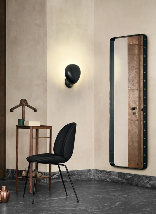 Cobra Wall Lamp