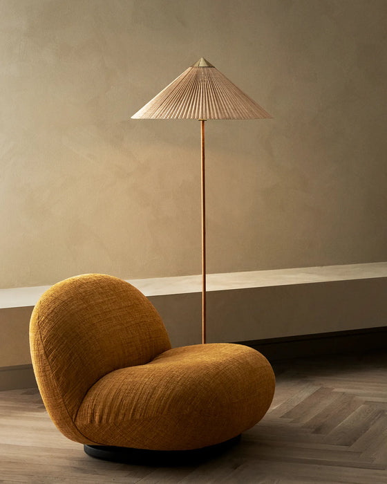 9602 Floor Lamp