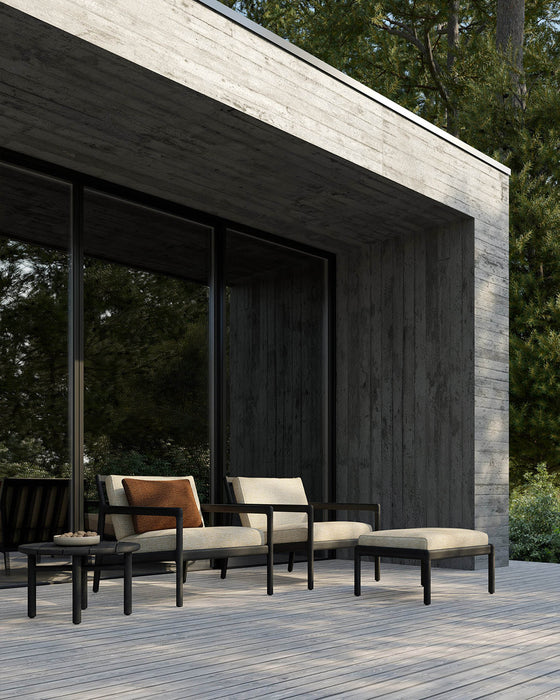 Quatro outdoor side table