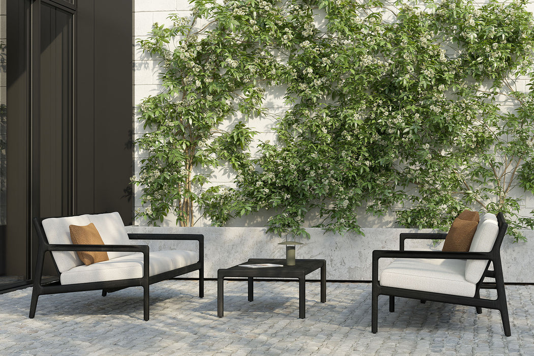 Jack outdoor coffee table