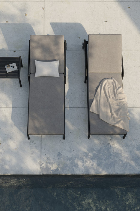 Jack outdoor side table