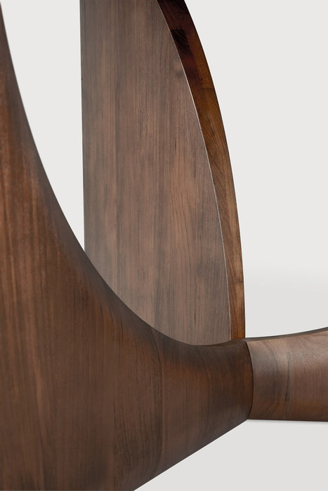 Geometric dining table (Round)