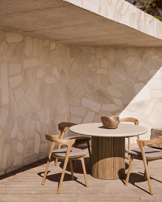 Roller Max outdoor dining table