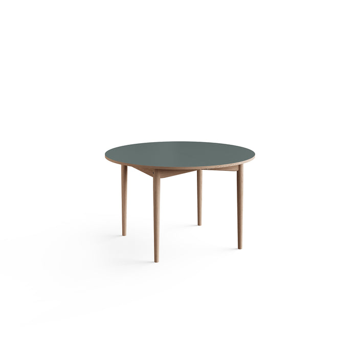 Oma dining table – extendable [Made-to-order]