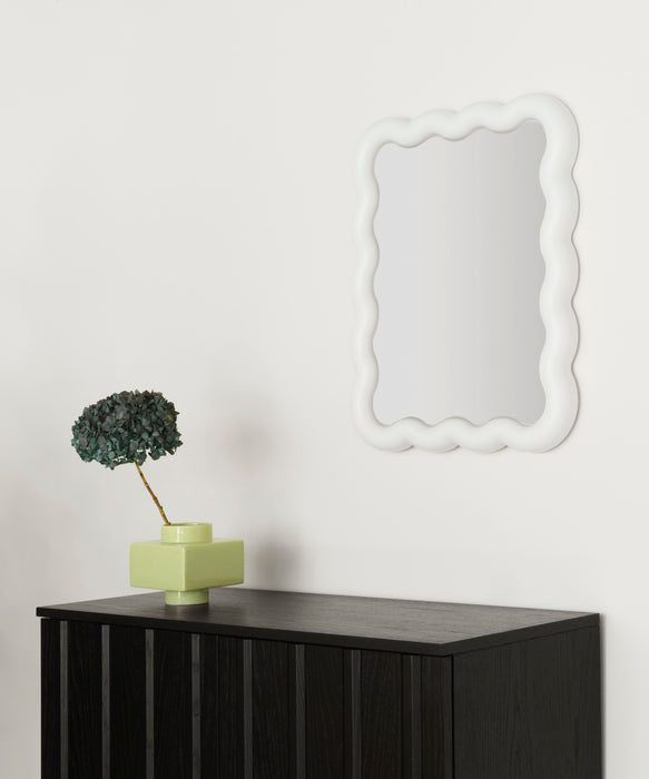 Illu Mirror 25.6 x 19.7 in. White