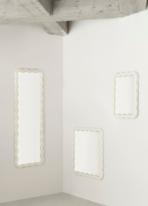 Illu Mirror 25.6 x 19.7 in. White