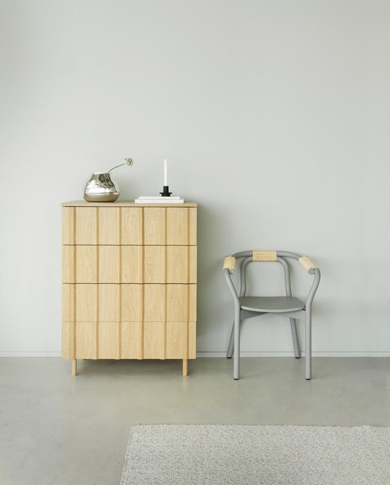 Rib Dresser w. 4 Drawers Oak