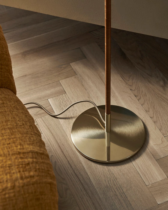 9602 Floor Lamp