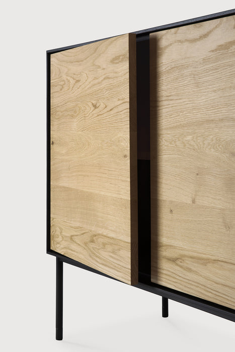 Blackbird sideboard