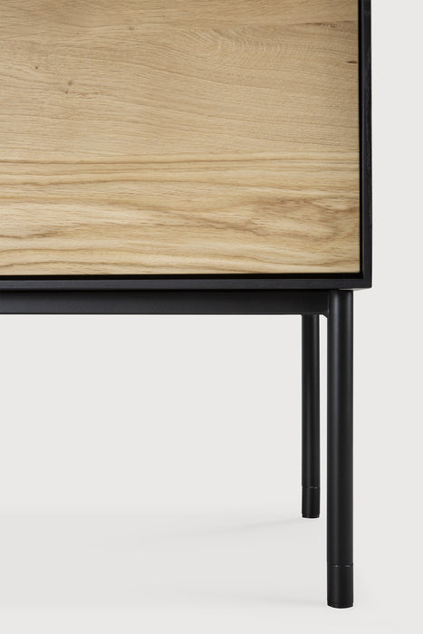 Blackbird sideboard