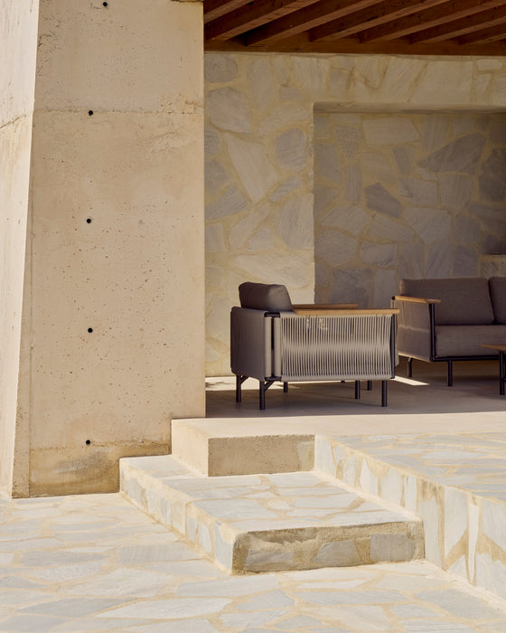 Corbey outdoor lounge chair