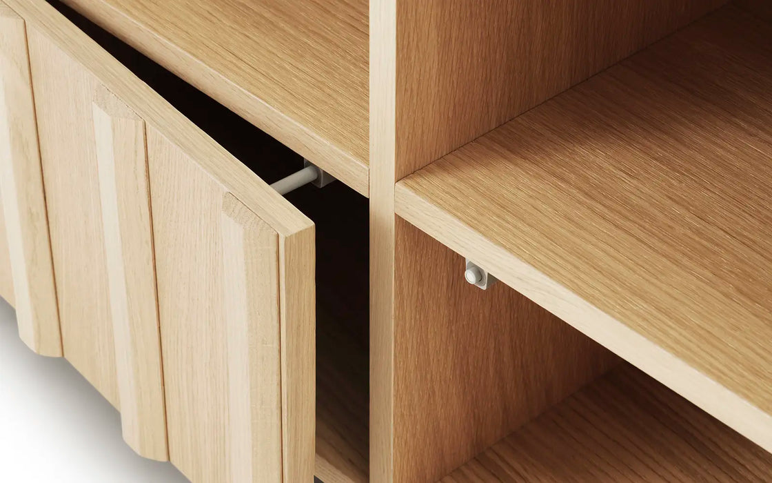 Rib Sideboard Low hybrid