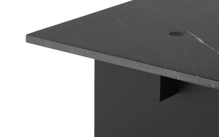 Solid Table Black