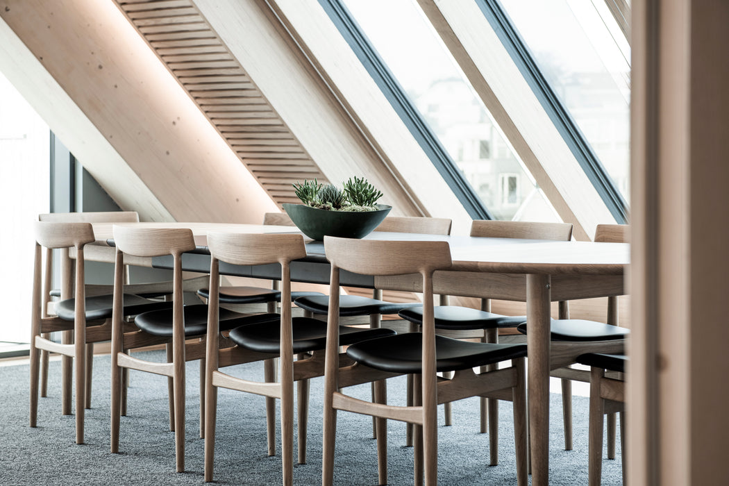 Øya dining table [Made-to-order]