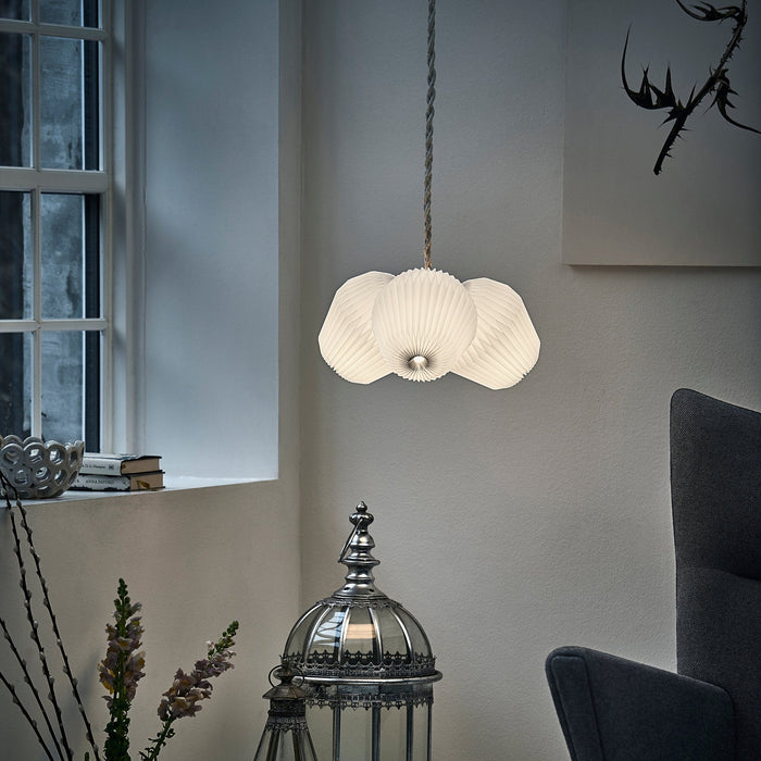 Le Klint, Bouquet Chandelier Medium 3 Shades Paper, Paper, Chandelier,