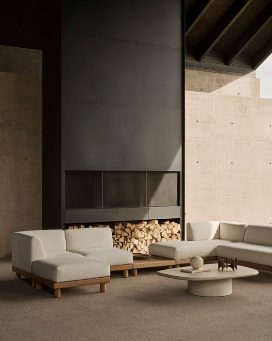 Monocle outdoor footstool