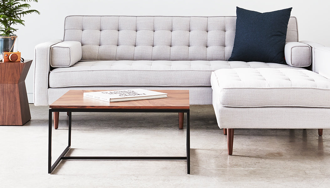 Walnut / Lifestyle