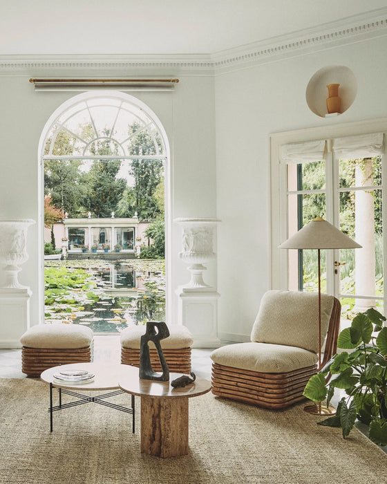 9602 Floor Lamp
