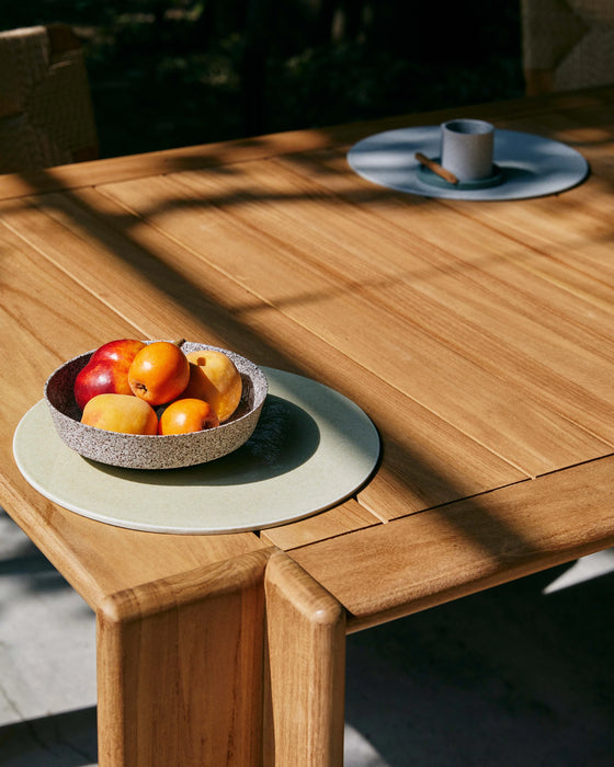 Atmosfera Dining Table