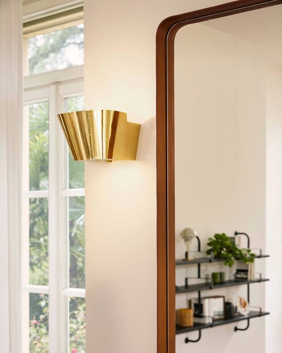 9464 Wall Lamp