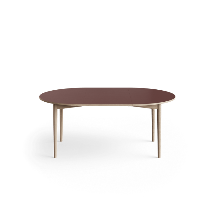 Oma dining table – extendable [Made-to-order]