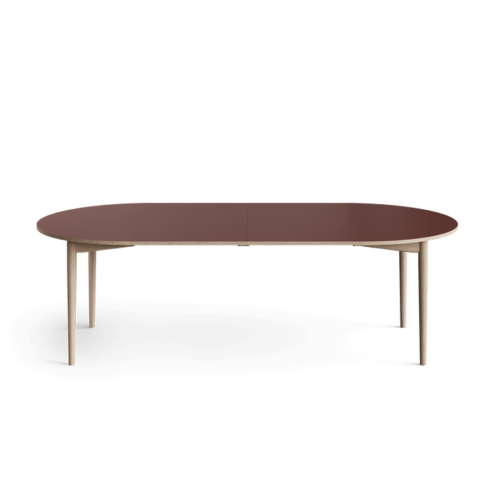 Oma dining table – extendable [Made-to-order]