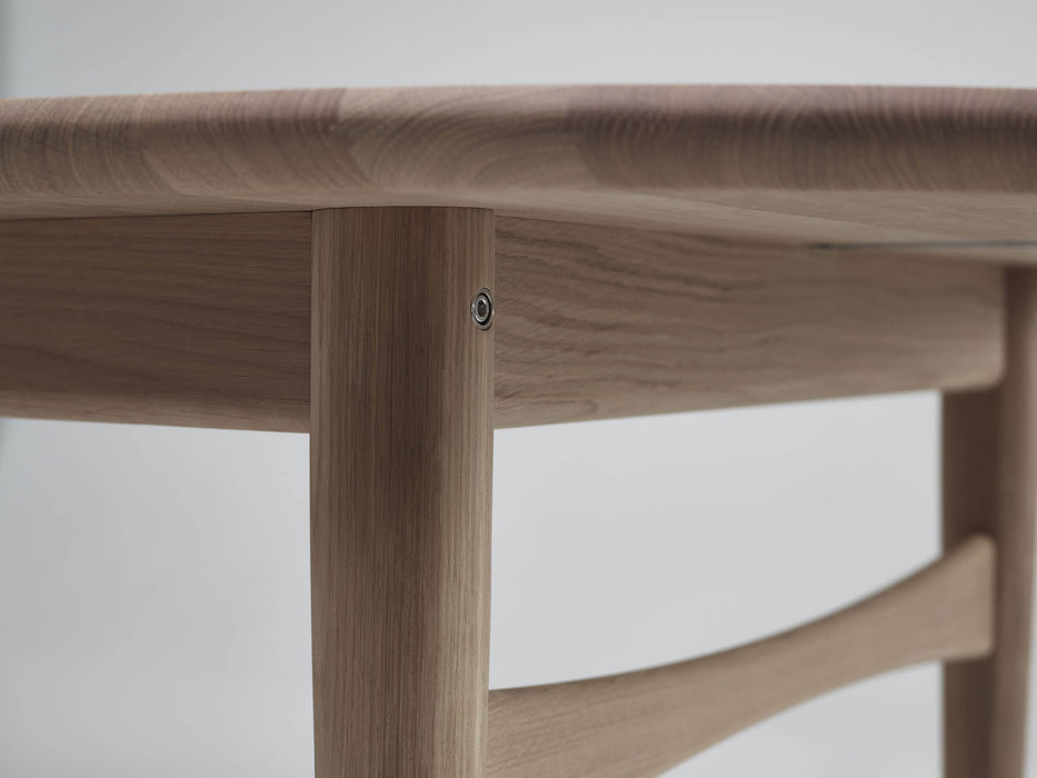 Øya dining table [Made-to-order]