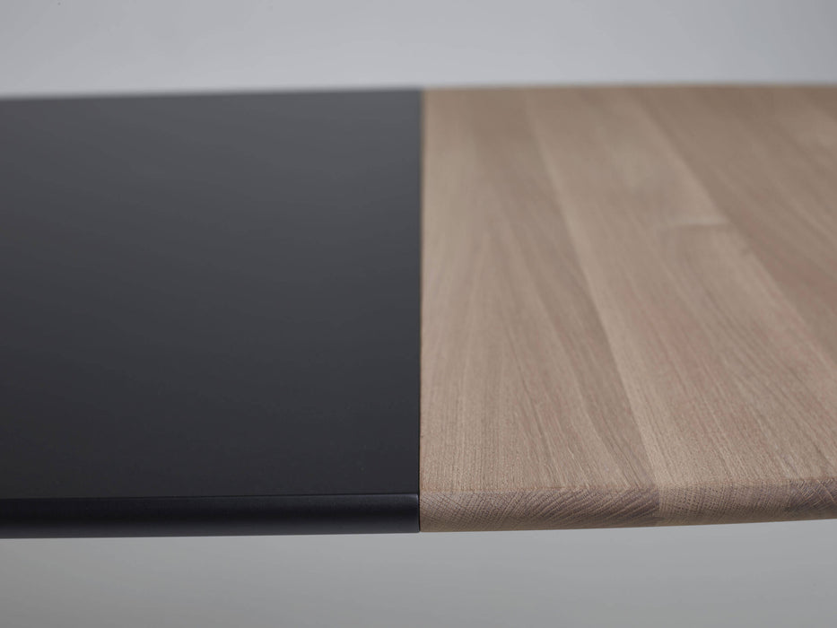 Øya dining table [Made-to-order]