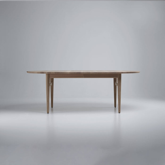 Øya dining table [Made-to-order]