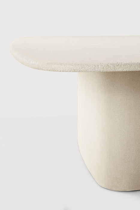 Elements dining table