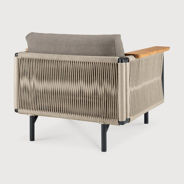 Corbey outdoor lounge chair
