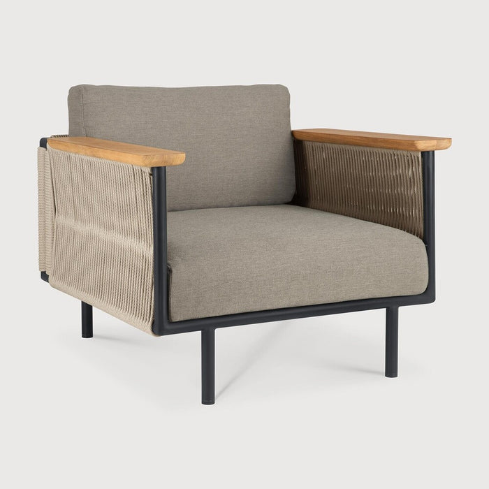 Corbey outdoor lounge chair