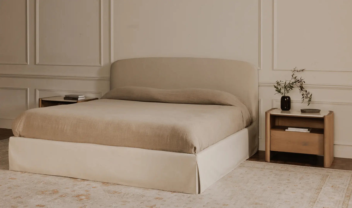 J Storage Bed