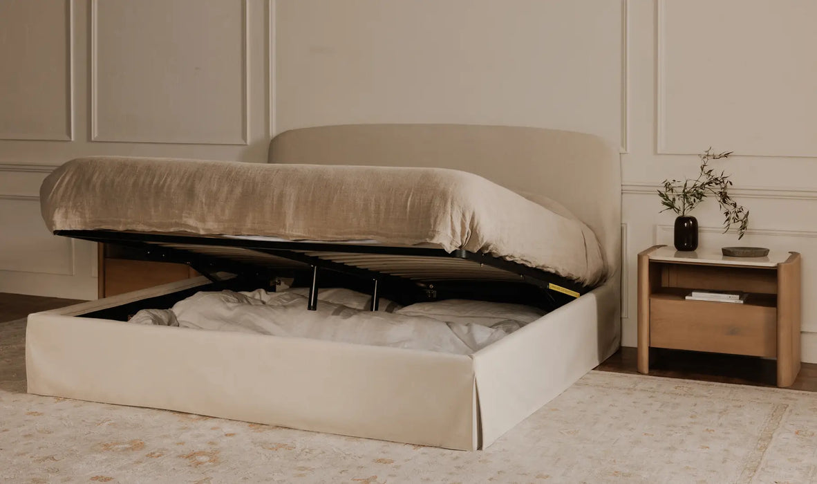J Storage Bed