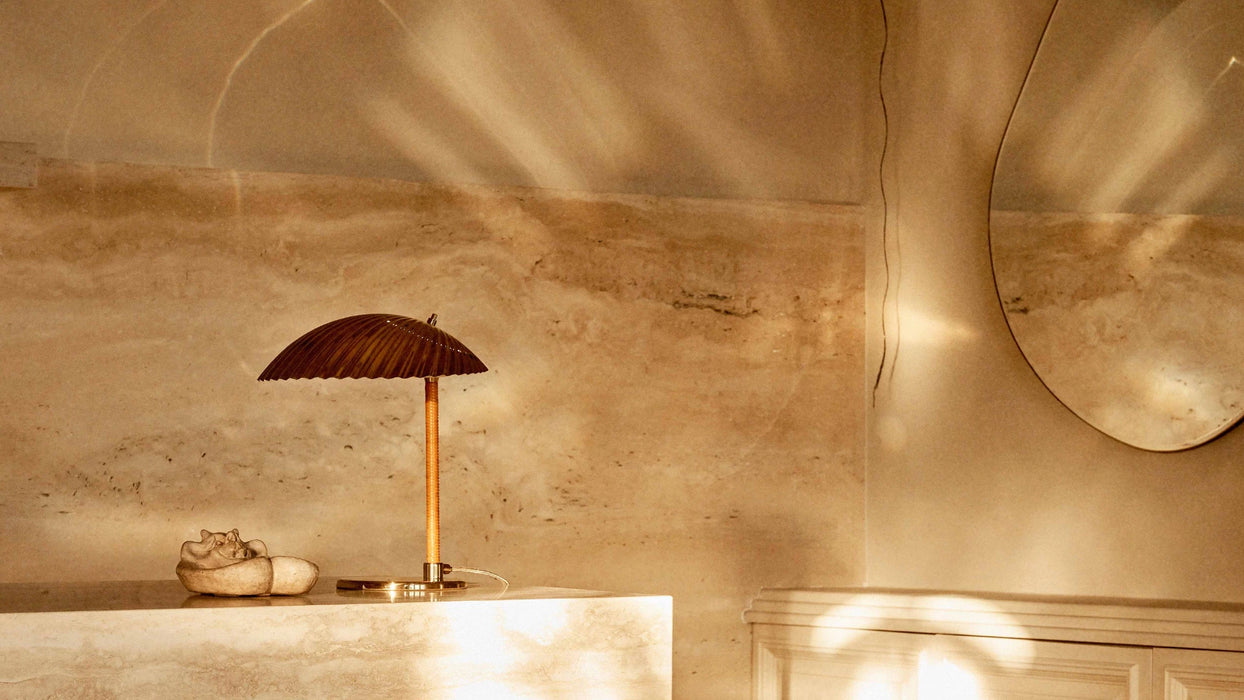5321 Table Lamp